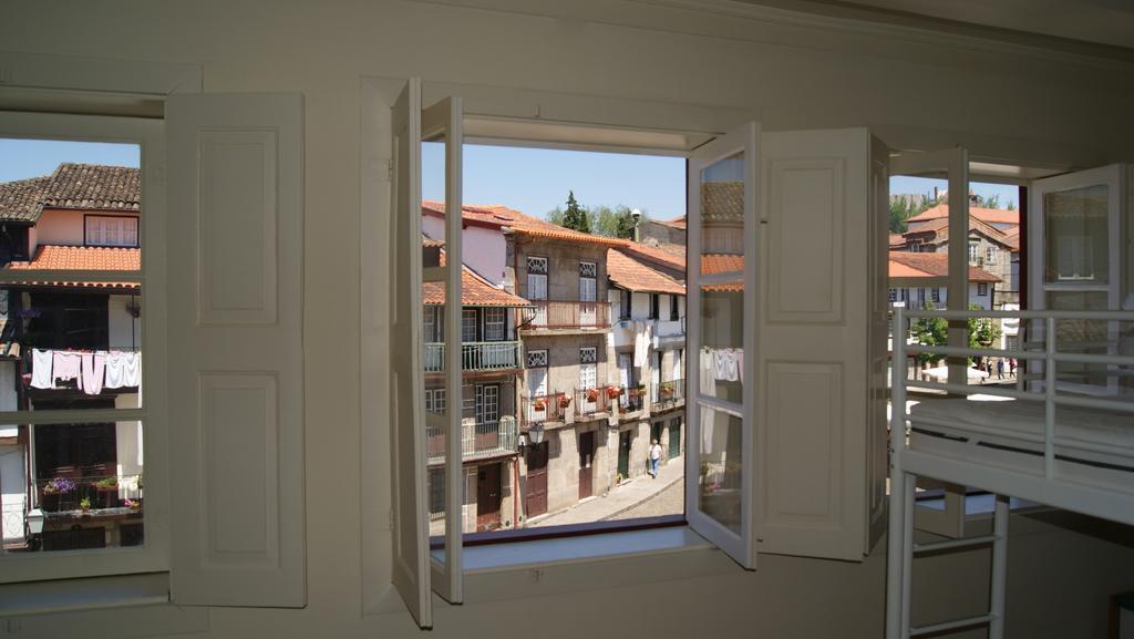 Santiago 31 Hostel Guimarães Rom bilde
