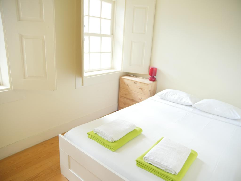 Santiago 31 Hostel Guimarães Eksteriør bilde