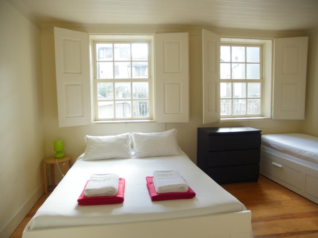 Santiago 31 Hostel Guimarães Eksteriør bilde
